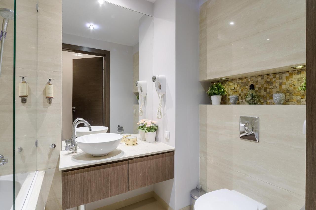 Luxury Apartments In Platinum Tower Varşovia Exterior foto