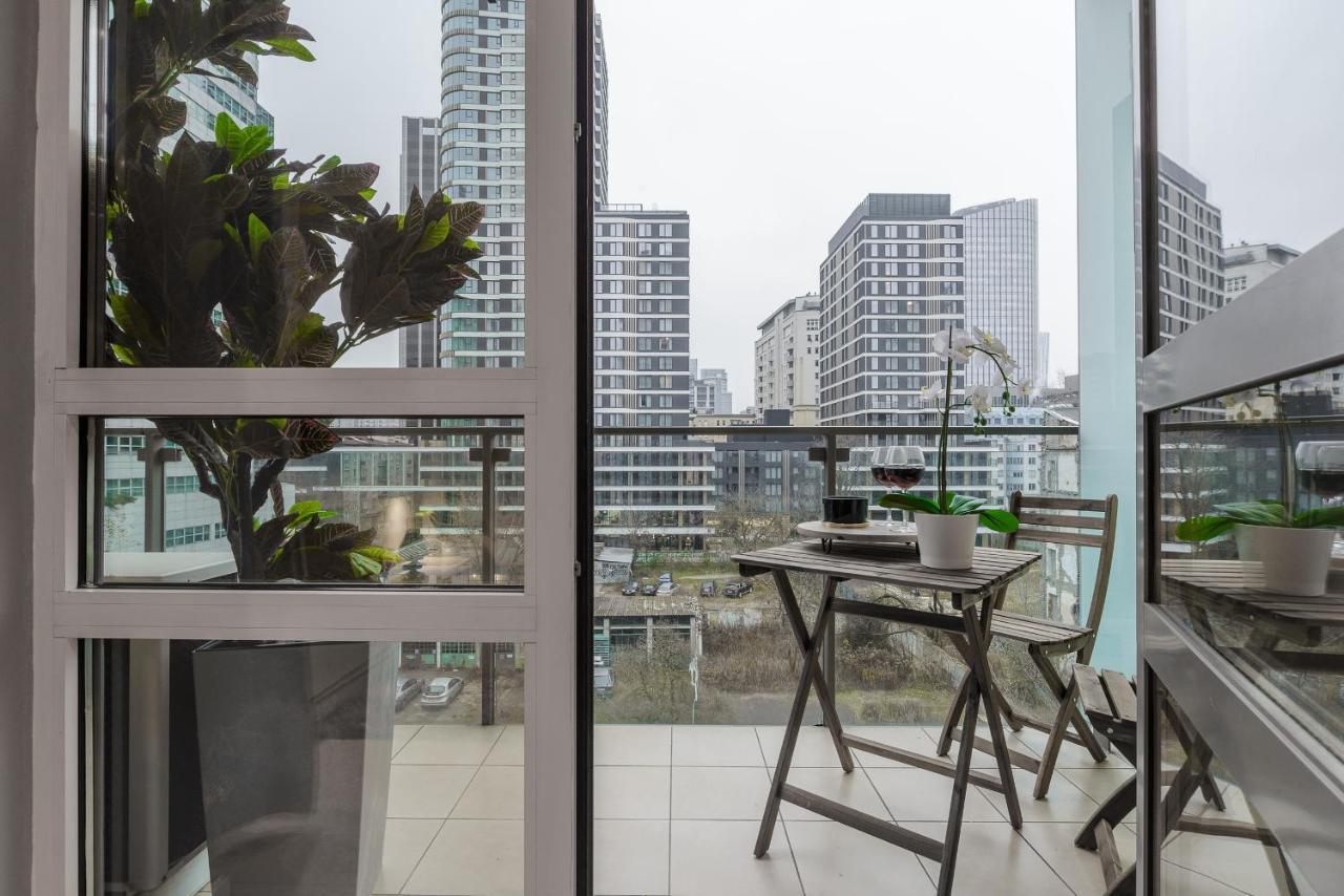 Luxury Apartments In Platinum Tower Varşovia Exterior foto