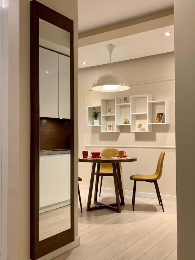 Luxury Apartments In Platinum Tower Varşovia Exterior foto