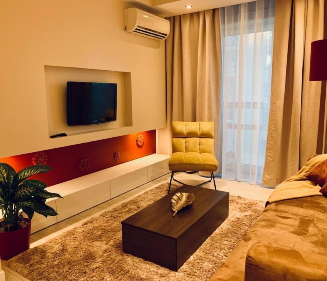 Luxury Apartments In Platinum Tower Varşovia Exterior foto