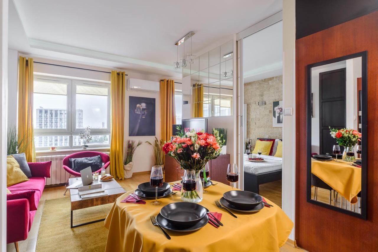 Luxury Apartments In Platinum Tower Varşovia Exterior foto