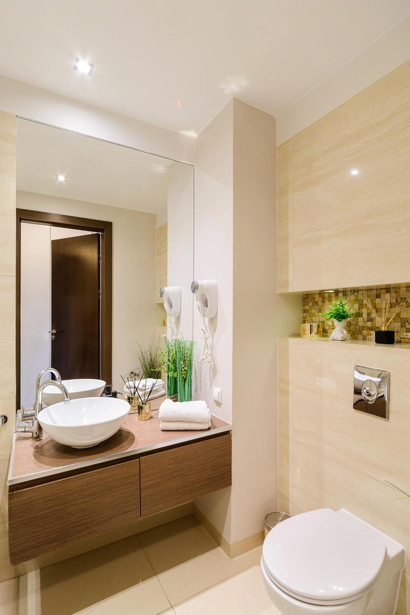 Luxury Apartments In Platinum Tower Varşovia Exterior foto