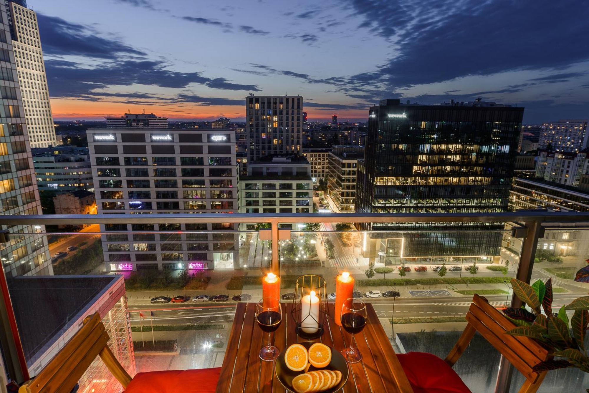 Luxury Apartments In Platinum Tower Varşovia Exterior foto